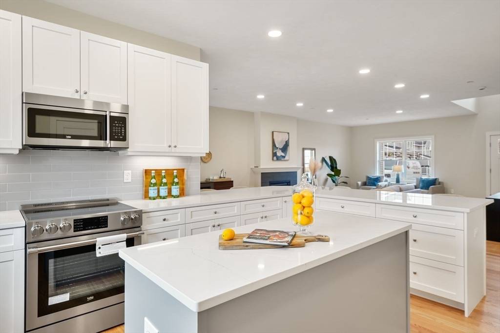 Sandown, NH 03873,15 Brightstone Way #14