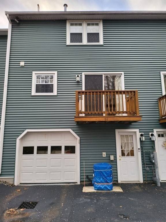 Dracut, MA 01826,551 Hildreth St #21