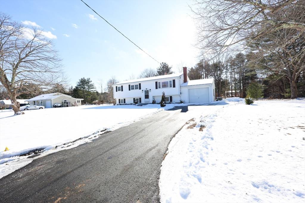 Hanover, MA 02339,43 Sequoya Lane