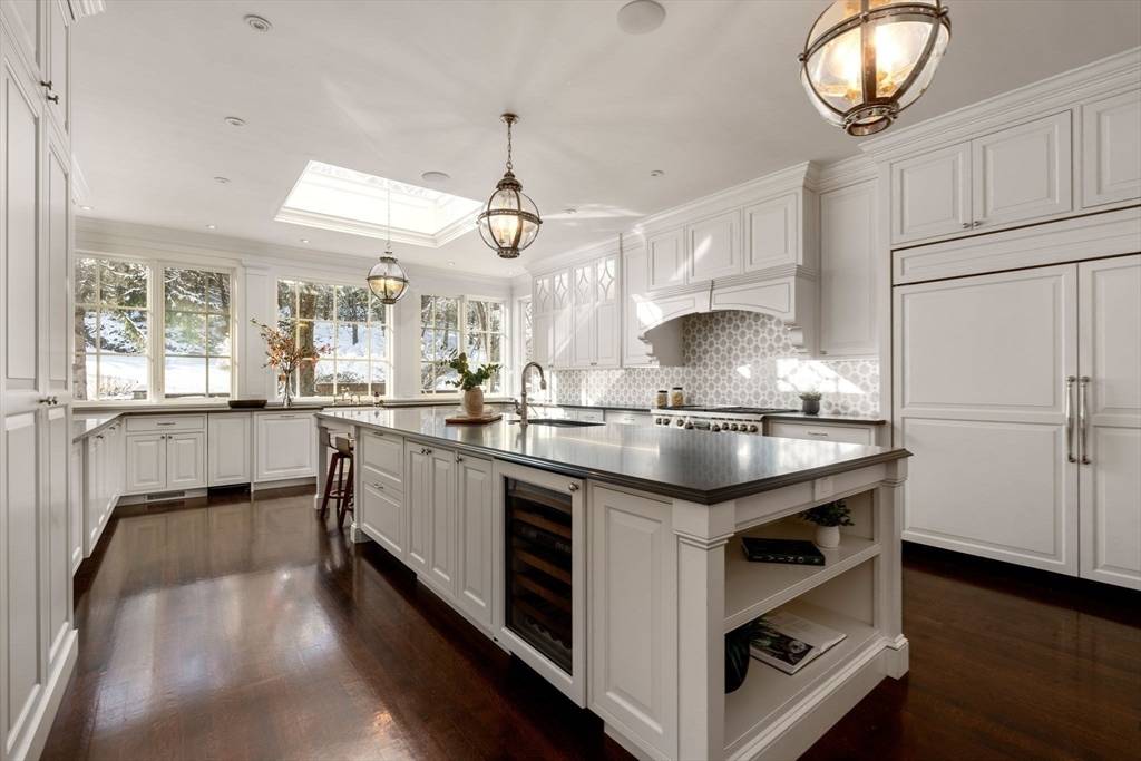 200 Pond Road Wellesley, MA 02482