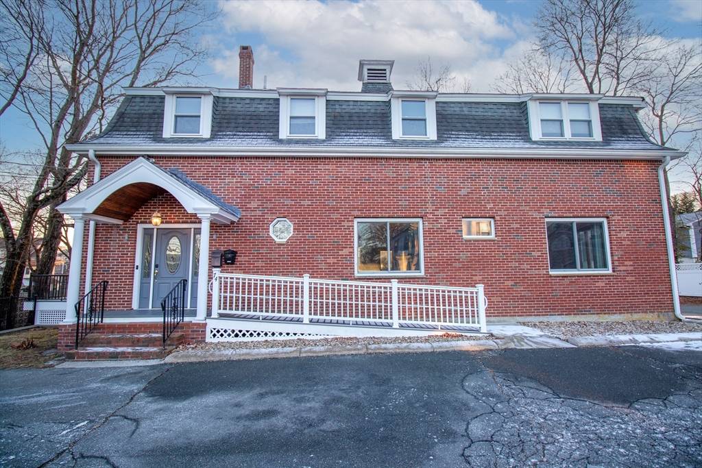 Norwood, MA 02062,74 Hoyle St