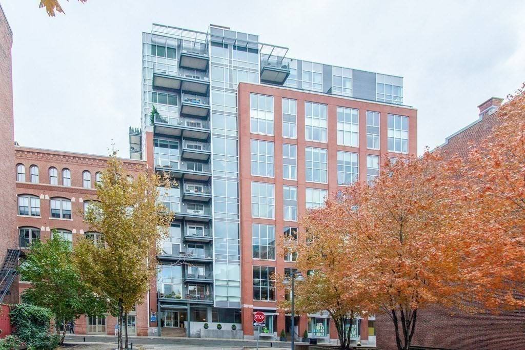 25 Channel Center St #210 Boston, MA 02210