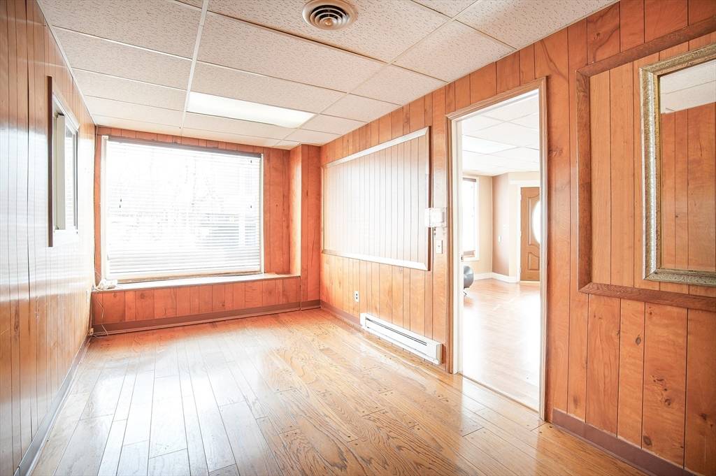 Chicopee, MA 01013,1046 Chicopee St