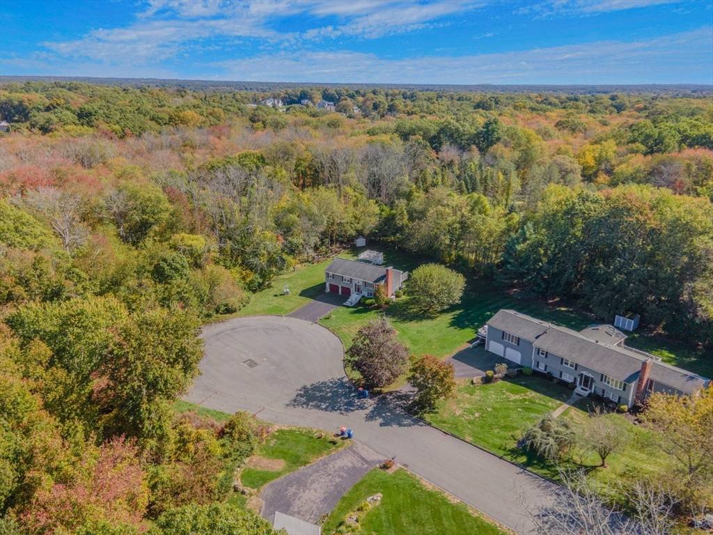 Seekonk, MA 02771,39 John Alden Road