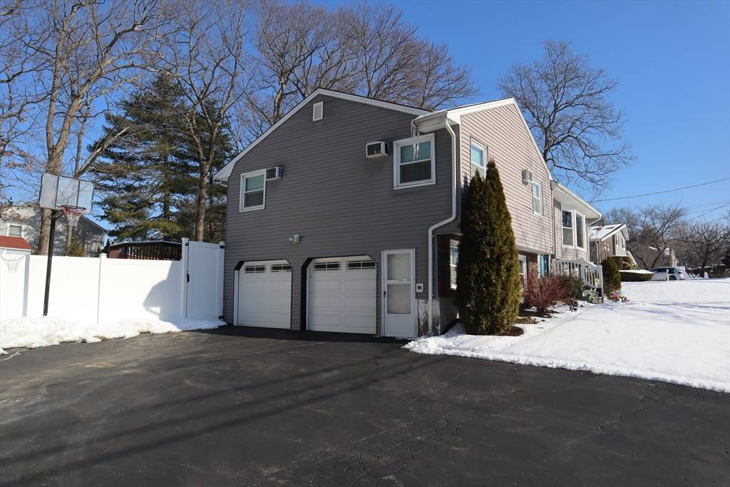 Peabody, MA 01960,20 Hampshire Rd