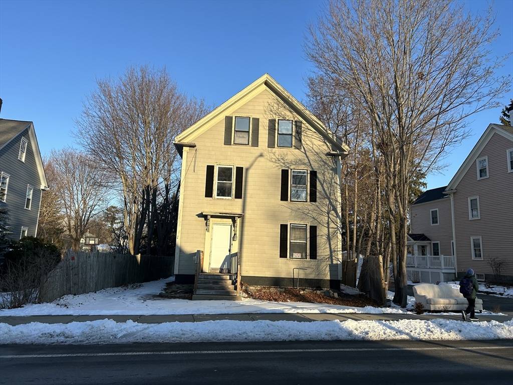 Beverly, MA 01915,114 Hale St