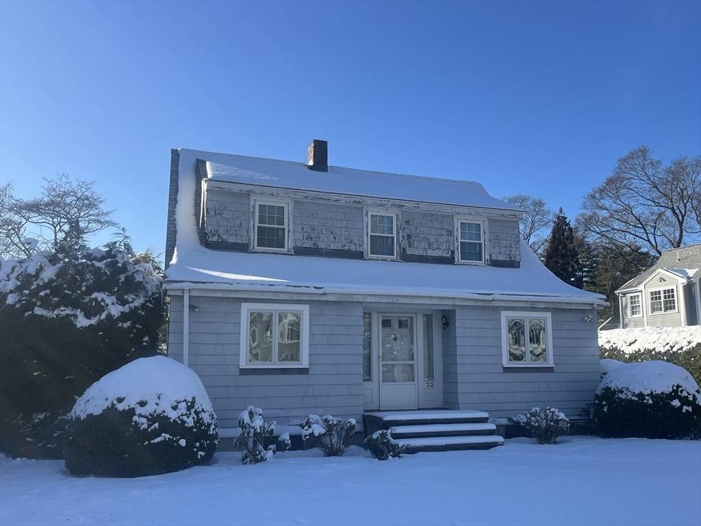 Wellesley, MA 02481,32 Cavanaugh Road