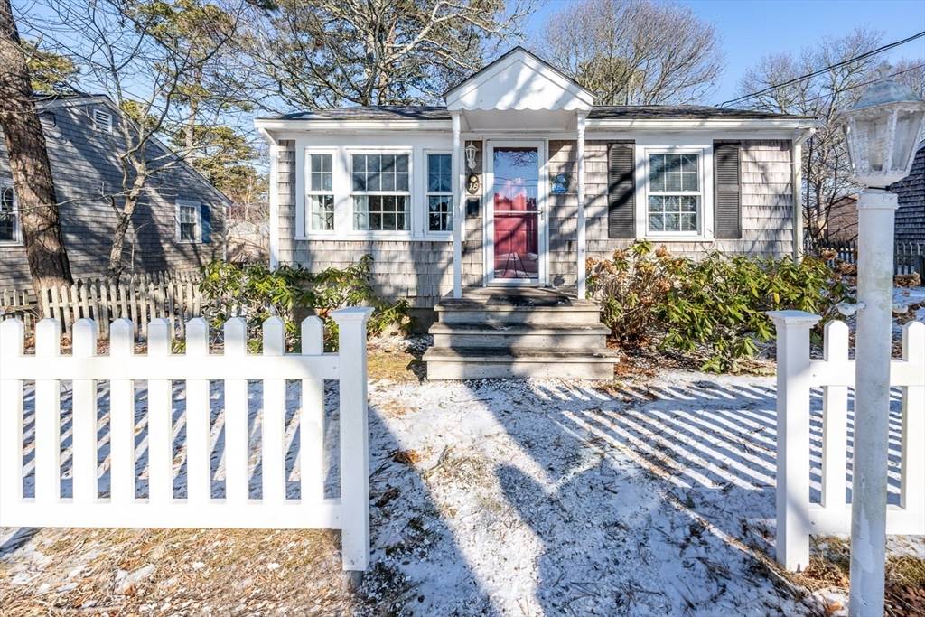 Yarmouth, MA 02664,18 Braddock St