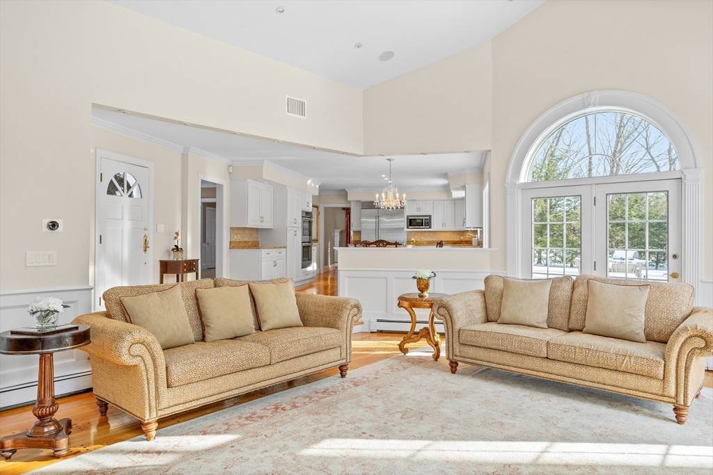 7 Lothrop Circle Lexington, MA 02420