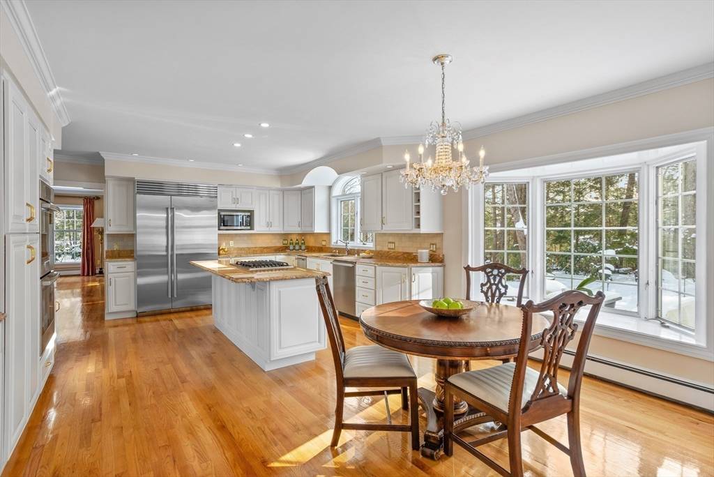 Lexington, MA 02420,7 Lothrop Circle