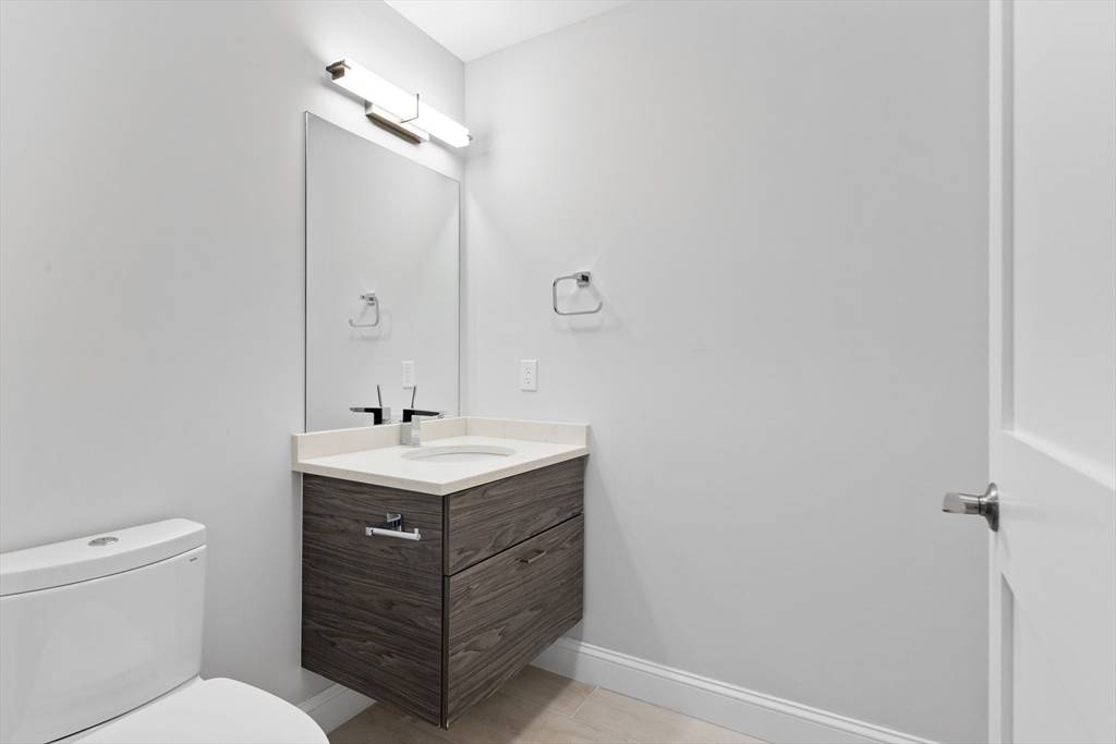771 Harrison Ave #9G Boston, MA 02118
