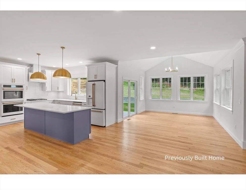 5 Colonel Rolls Dr Westford, MA 01886