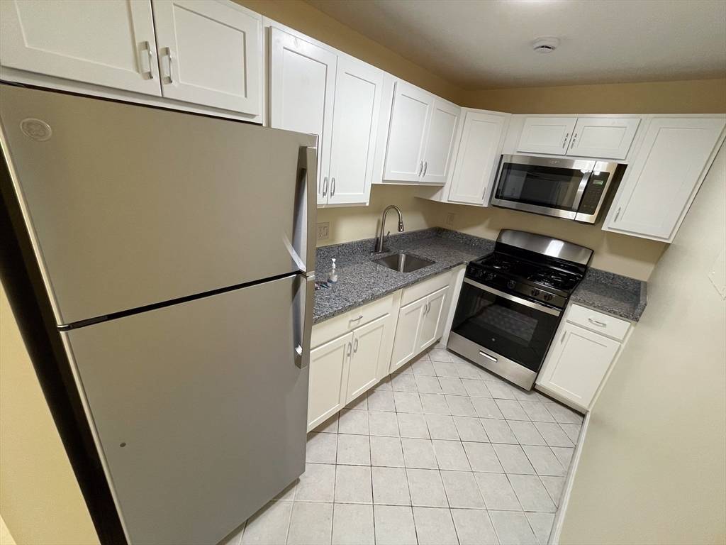 Billerica, MA 01821,20 Kenmar Dr #171
