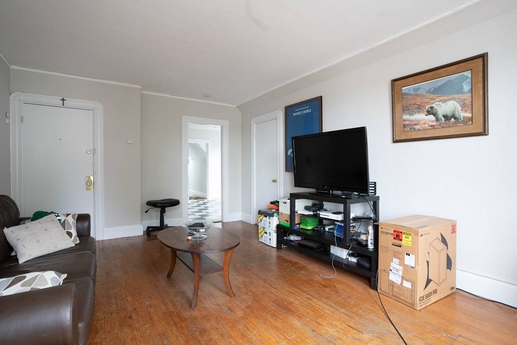 Boston, MA 02134,32 Gordon St. #3