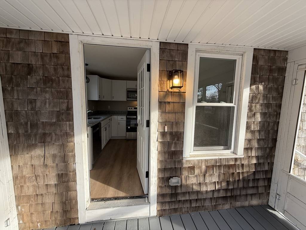 Bourne, MA 02559,3 Spinnaker Ln