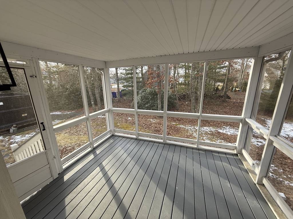 Bourne, MA 02559,3 Spinnaker Ln