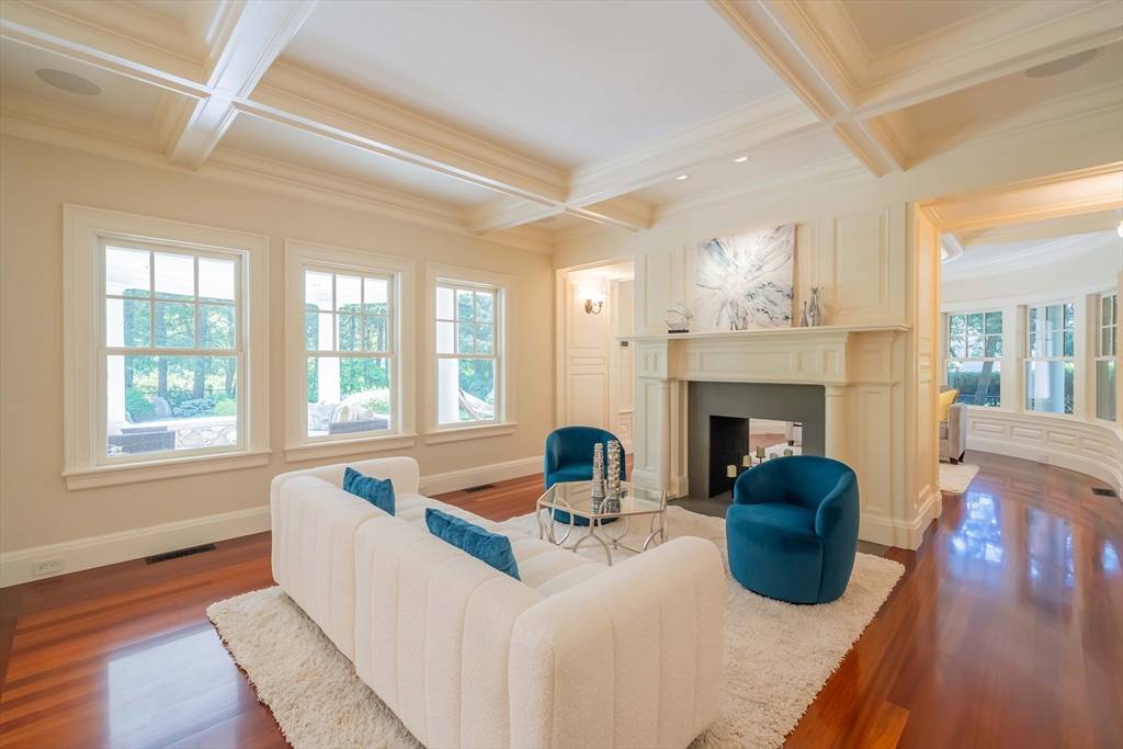 197 Grant St Lexington, MA 02420