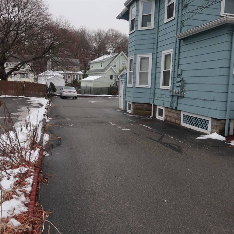 Saugus, MA 01906,429 Lincon Avenue #2