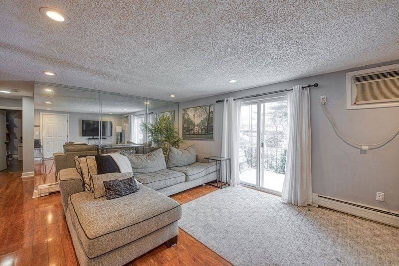 Weymouth, MA 02190,1050 Main Street #1