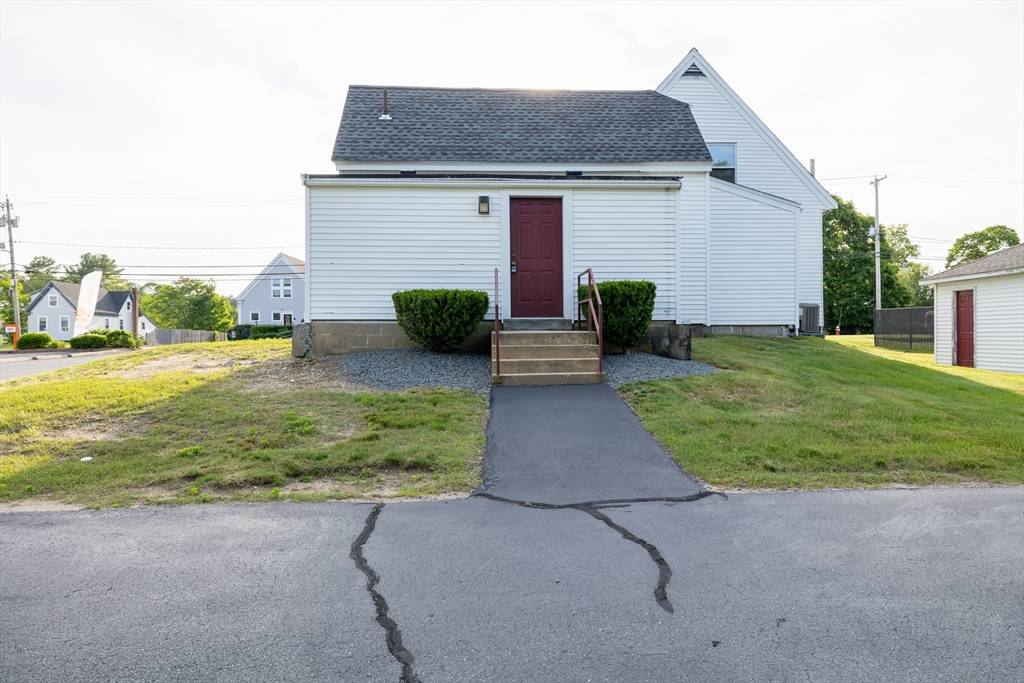 Whitman, MA 02382,293 Bedford