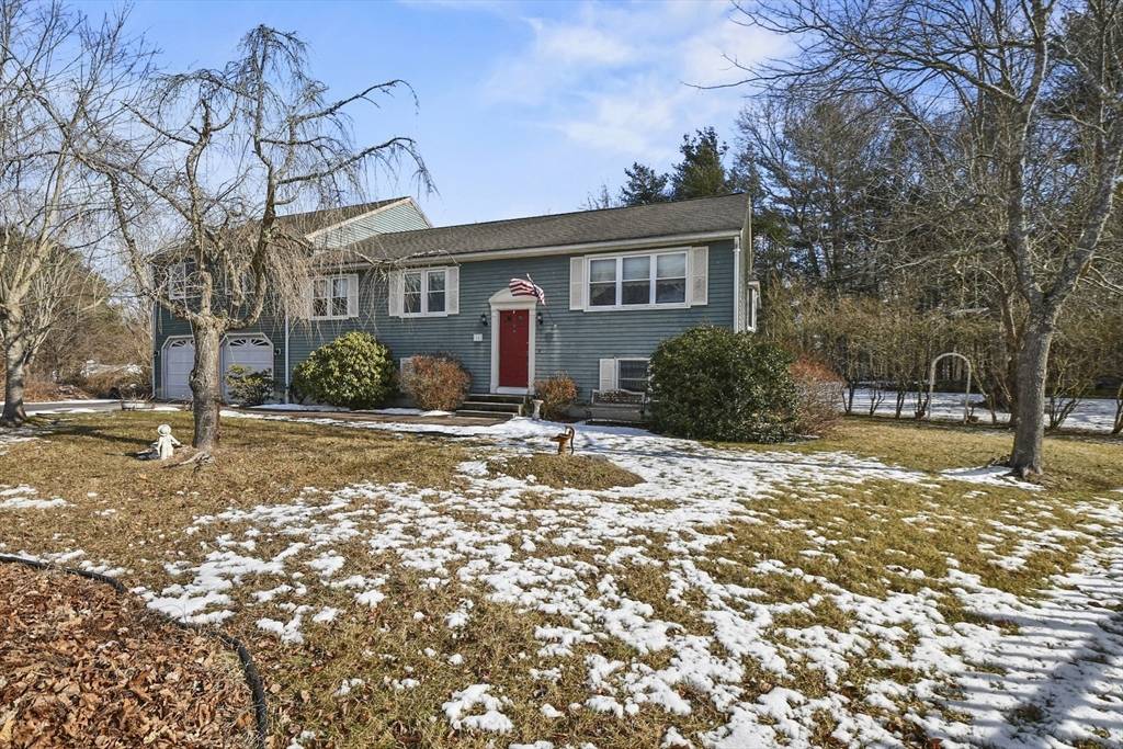 Bridgewater, MA 02324,16 Acorn Circle