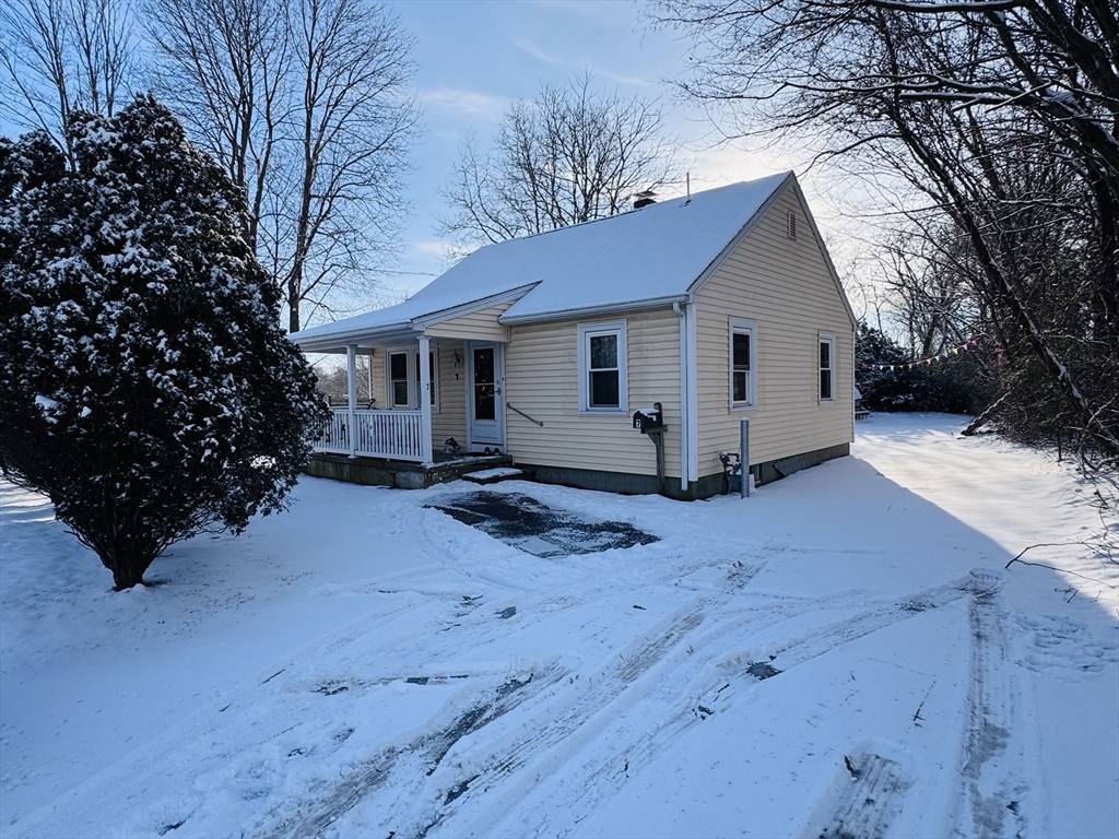 Milford, MA 01757,7 Dilla St