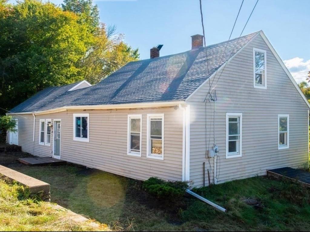 Brimfield, MA 01010,38 Sturbridge Rd