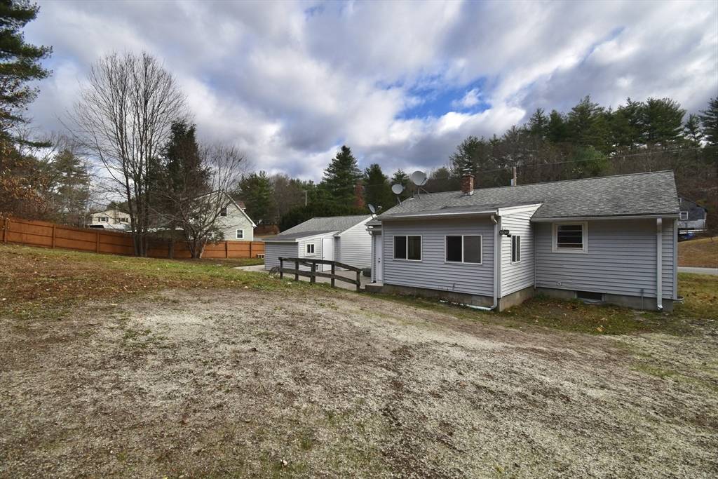 Hampden, MA 01036,64 Potash Hill Ln
