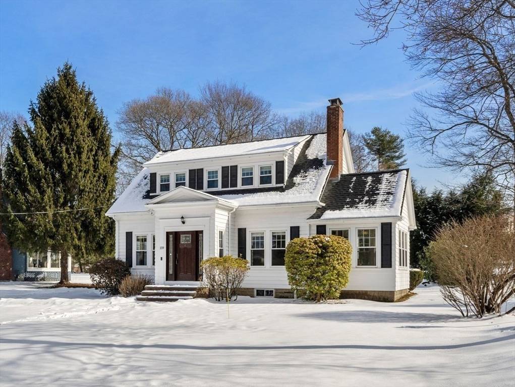 Lynnfield, MA 01940,159 Forest Hill Avenue