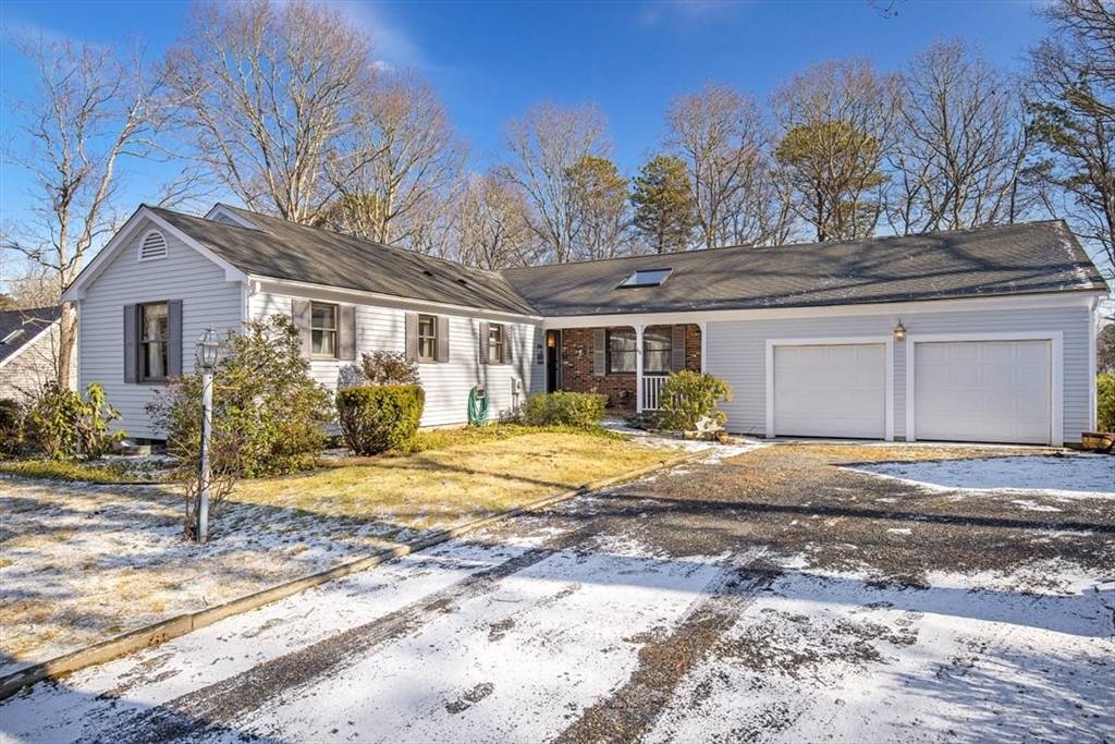 Sandwich, MA 02563,68 Holly Ridge Dr