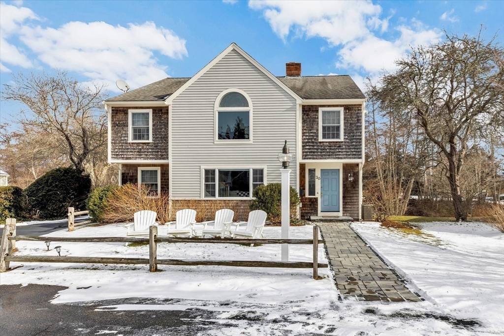 Falmouth, MA 02540,30 Salt Pond Rd