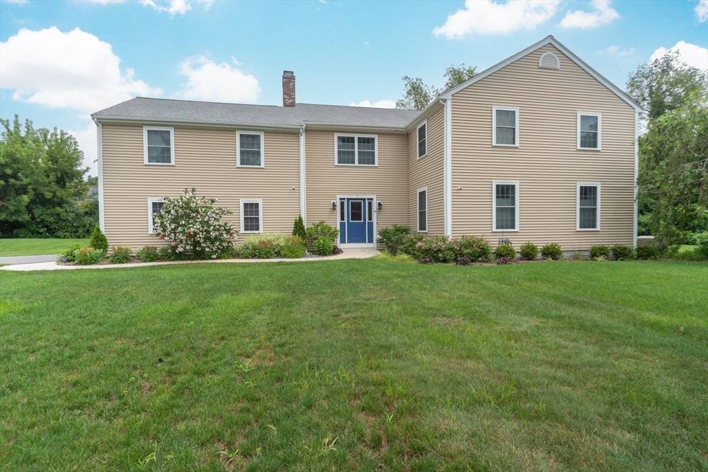 Bridgewater, MA 02324,40 Tabway Ln