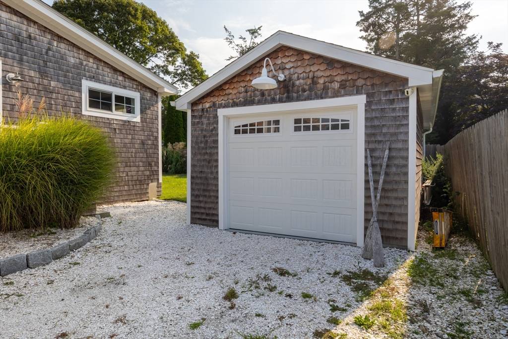 Fairhaven, MA 02719,149 Dogwood St