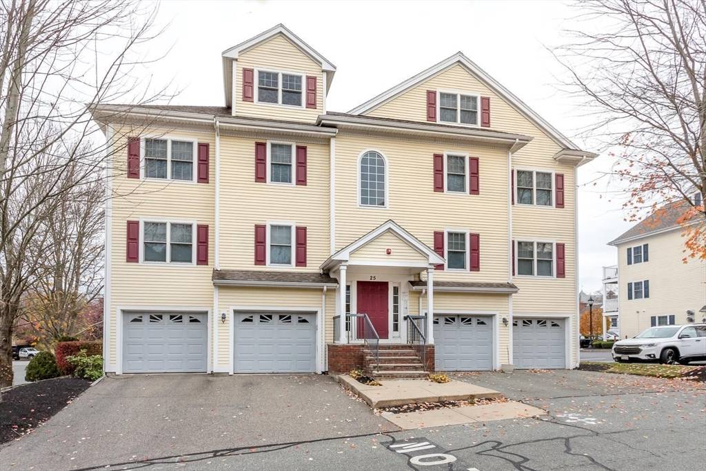 Canton, MA 02021,25 Maple Street #25A