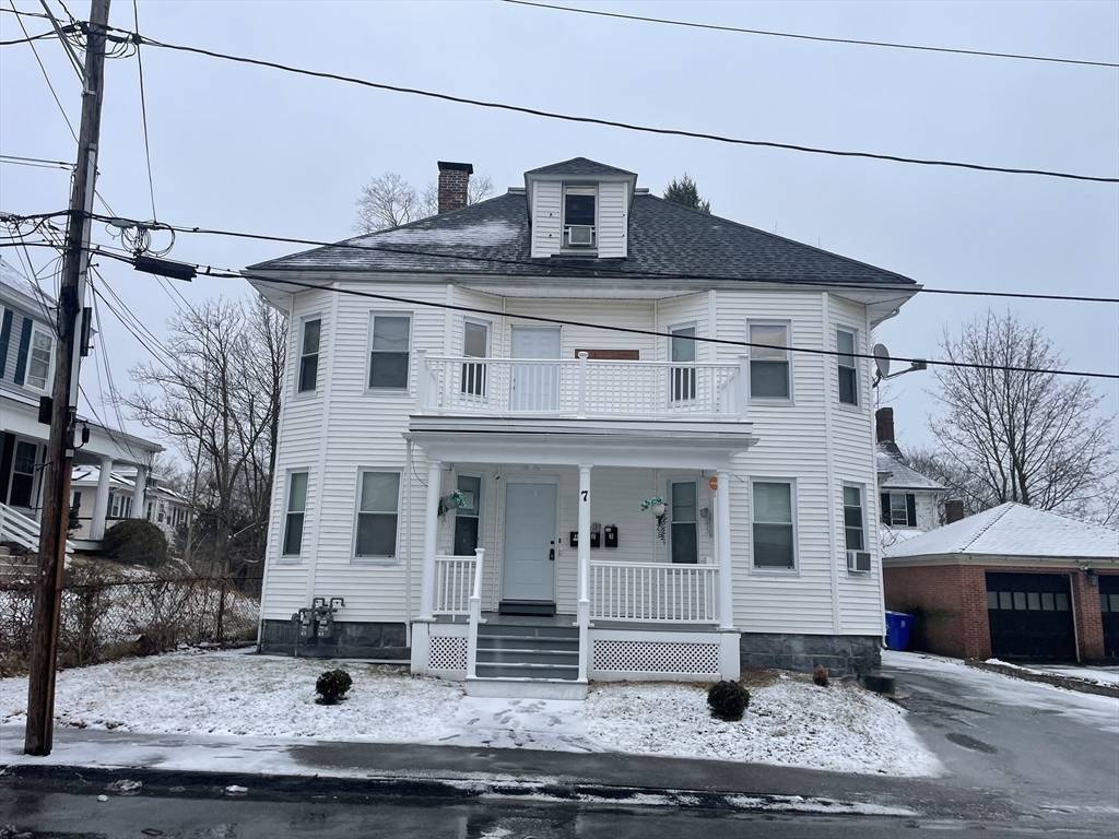 Taunton, MA 02780,7 Fayette Place #2