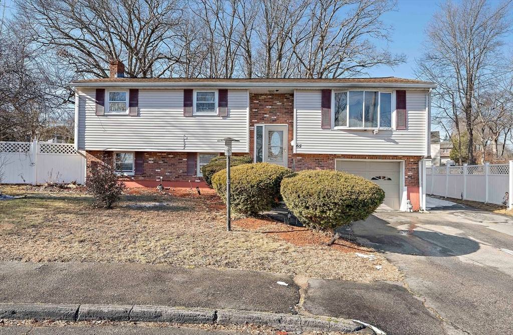 Randolph, MA 02368,65 Fernandez Cir