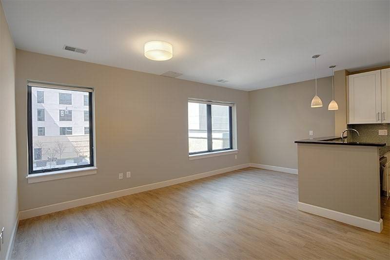 Cambridge, MA 02142,33 Rogers St. #313