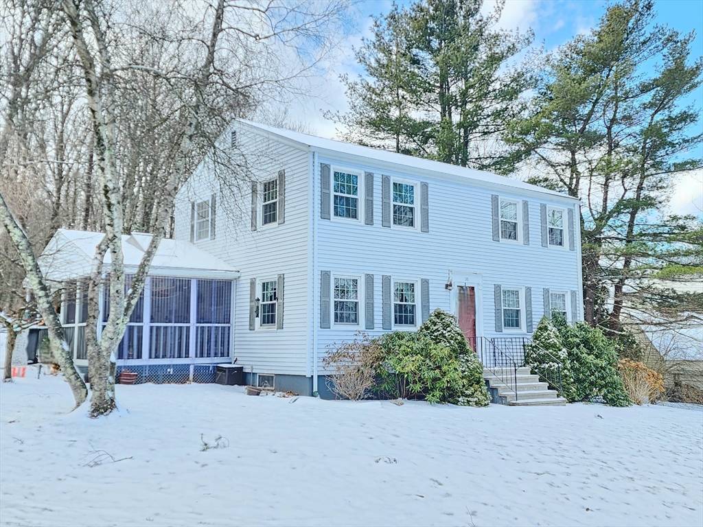 Westborough, MA 01581,18 Mountain View Dr