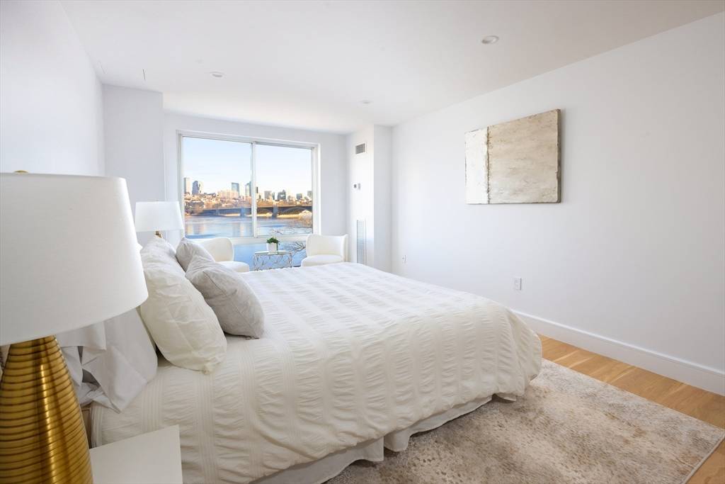 Cambridge, MA 02142,75-83 Cambridge Pkwy #303
