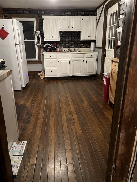Warren, MA 01083,27 Keyes Street