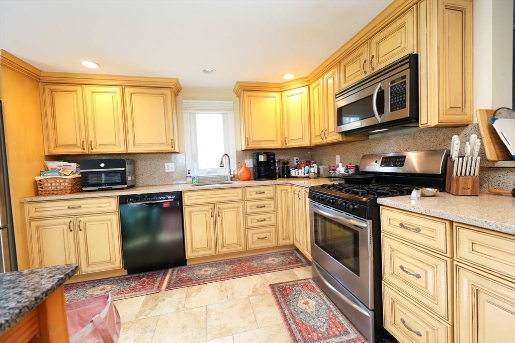 Mashpee, MA 02649,92 James Cir #92