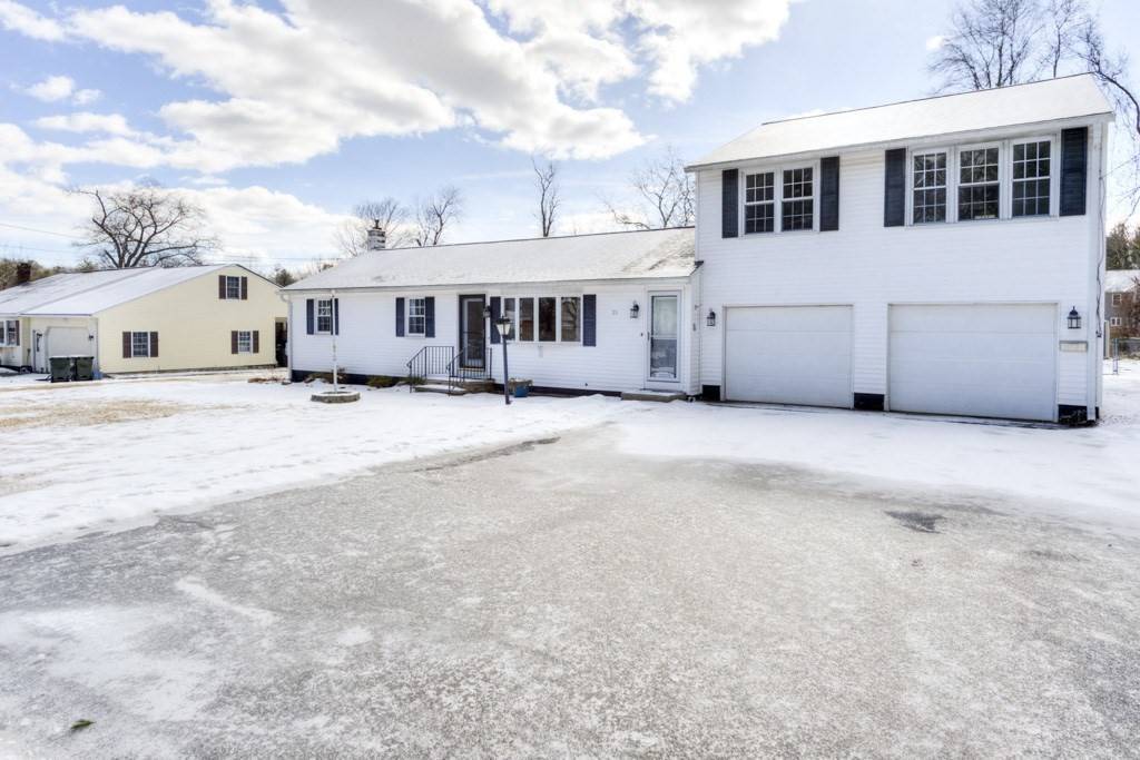 Webster, MA 01570,13 Birchwood Drive