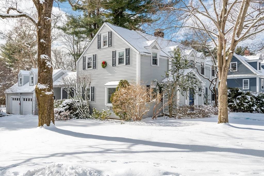 Wellesley, MA 02482,50 Fuller Brook Rd