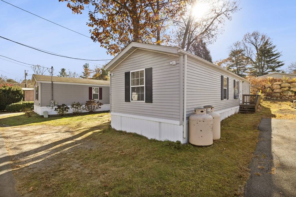 Holbrook, MA 02343,9 Chesapeake Rd.