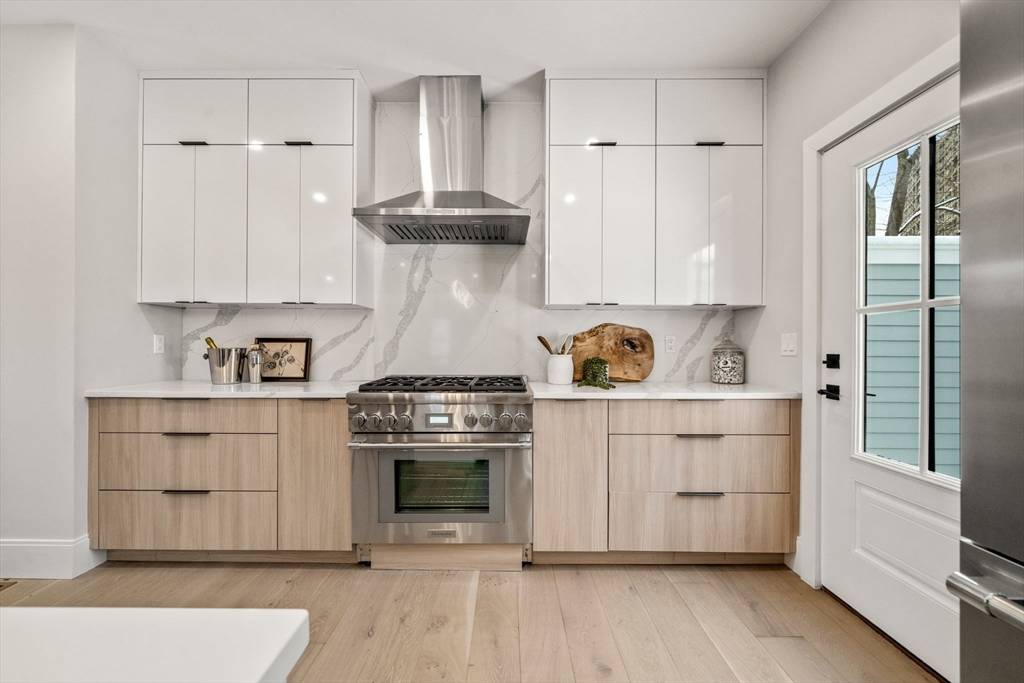 41-43 John St Newton, MA 02459