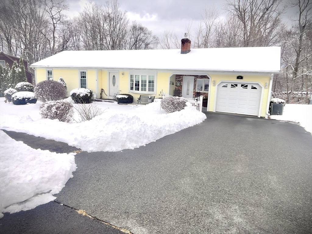 Agawam, MA 01030,99 Hamilton Cir