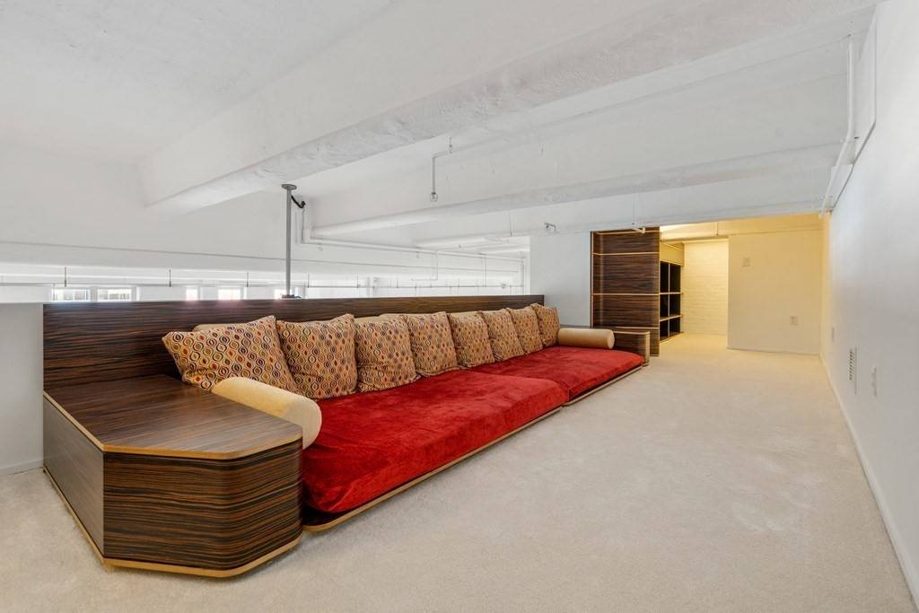 42 Chauncy Street #8A Boston, MA 02111
