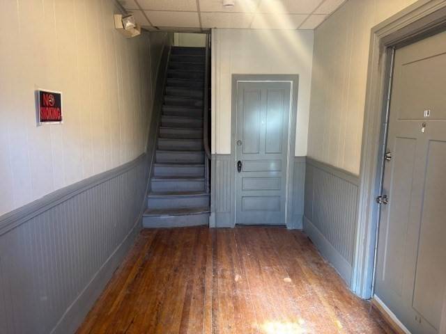 Worcester, MA 01610,862 Main St