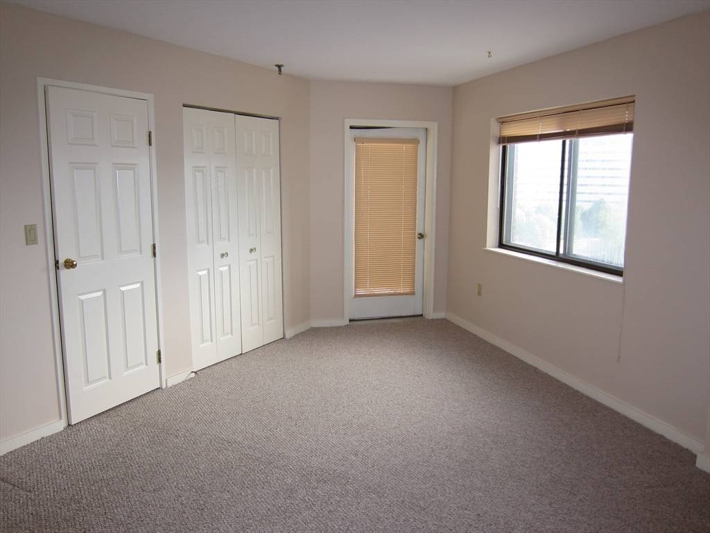 Quincy, MA 02171,90 Quincy Shore Drive #706