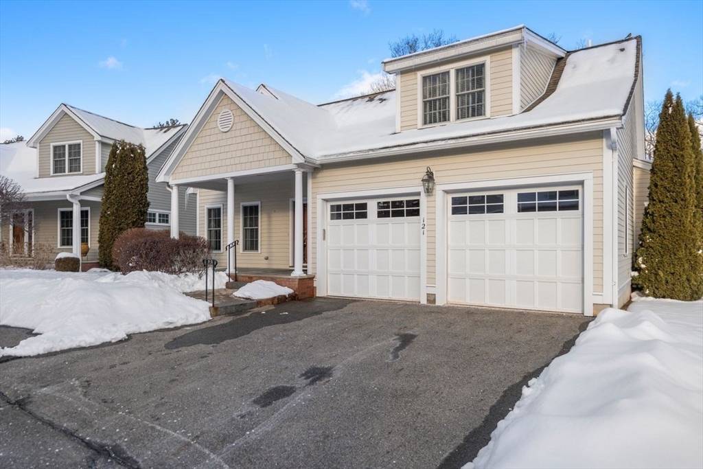 North Andover, MA 01845,121 Cortland Drive #121